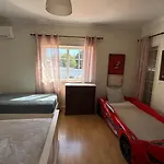 Oceans House Carcavelos (Lisbon)