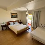 Oceans House Carcavelos (Lisbon)