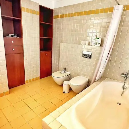 Oceans House Villa Carcavelos (Lisbon)