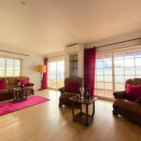 Villa Oceans House