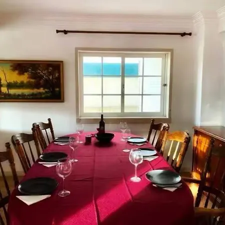 Oceans House * Carcavelos (Lisbon)