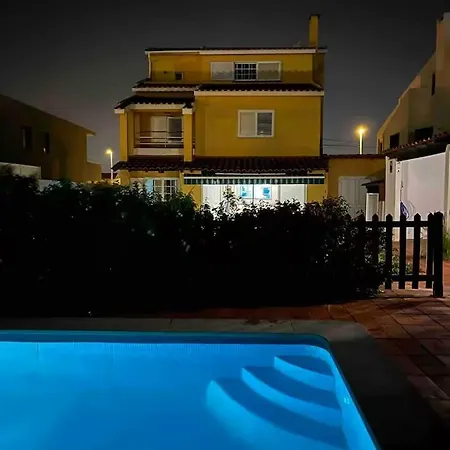 Oceans House Carcavelos (Lisbon)