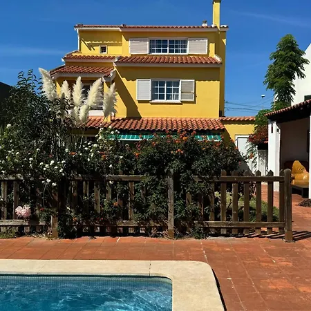 Oceans House Villa *