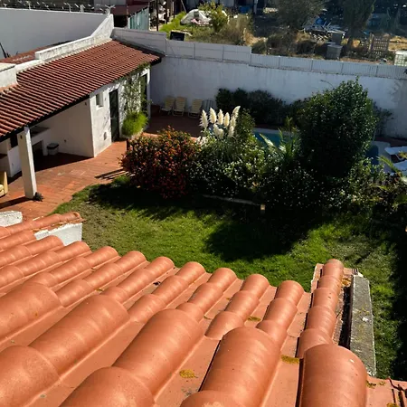 Villa Oceans House Carcavelos (Lisbon)