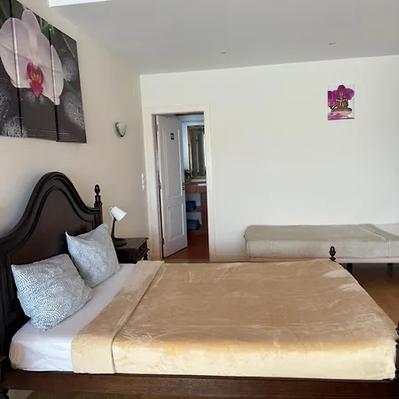 Oceans House Villa Carcavelos (Lisbon)