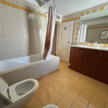 Oceans House Вилла *