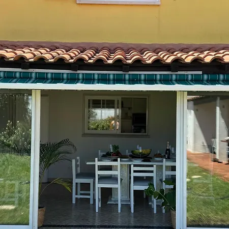 Oceans House Вилла