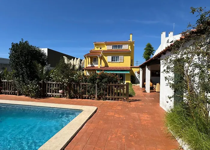 Oceans House * Carcavelos (Lisbon)