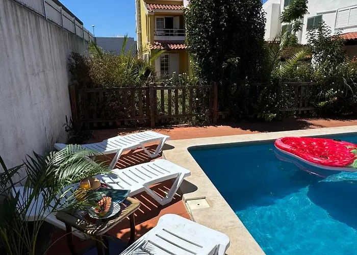 Oceans House Carcavelos (Lisbon)